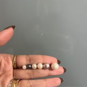 14k freshwater pearls single earrings lot